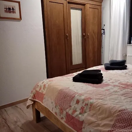 Ferienwohnung Schmallenberg * シュマレンベルク